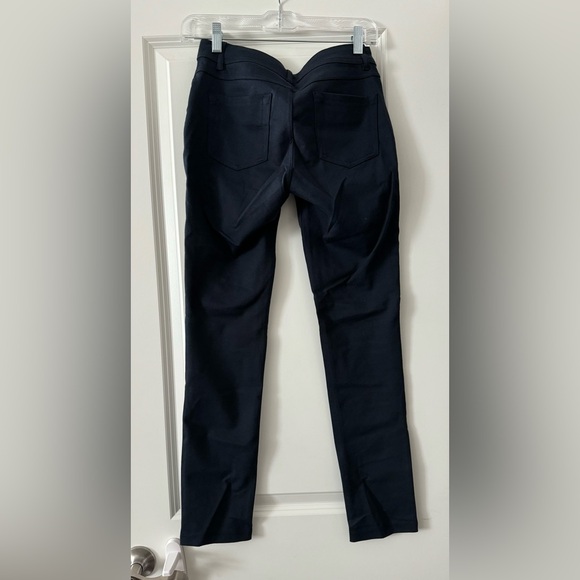 Women’s boutique stretchy skinny pants. Navy blue. Size 6. Like new! - Picture 4 of 7